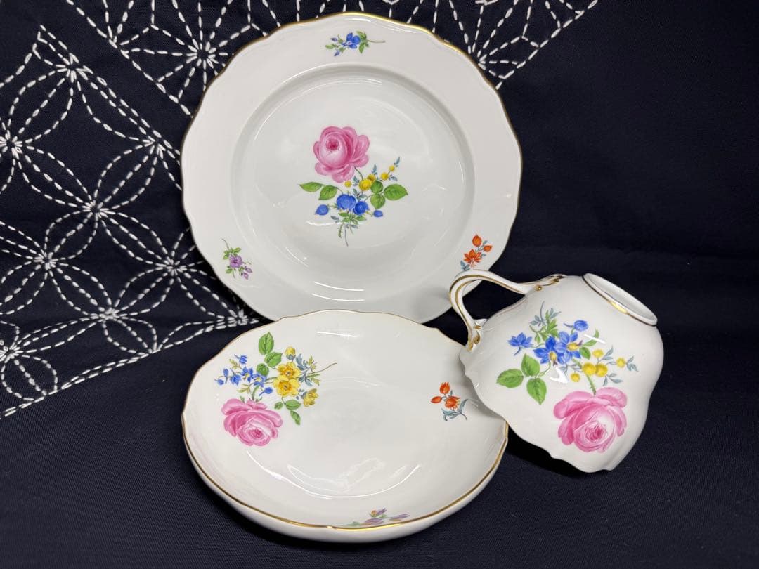 マイセン　三つ花（ピンクローズ）　カップ＆ソーサー＆プレート