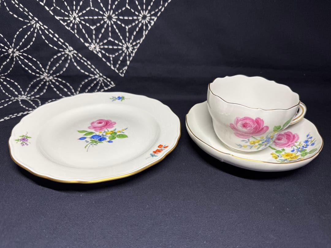 マイセン　三つ花（ピンクローズ）　カップ＆ソーサー＆プレート