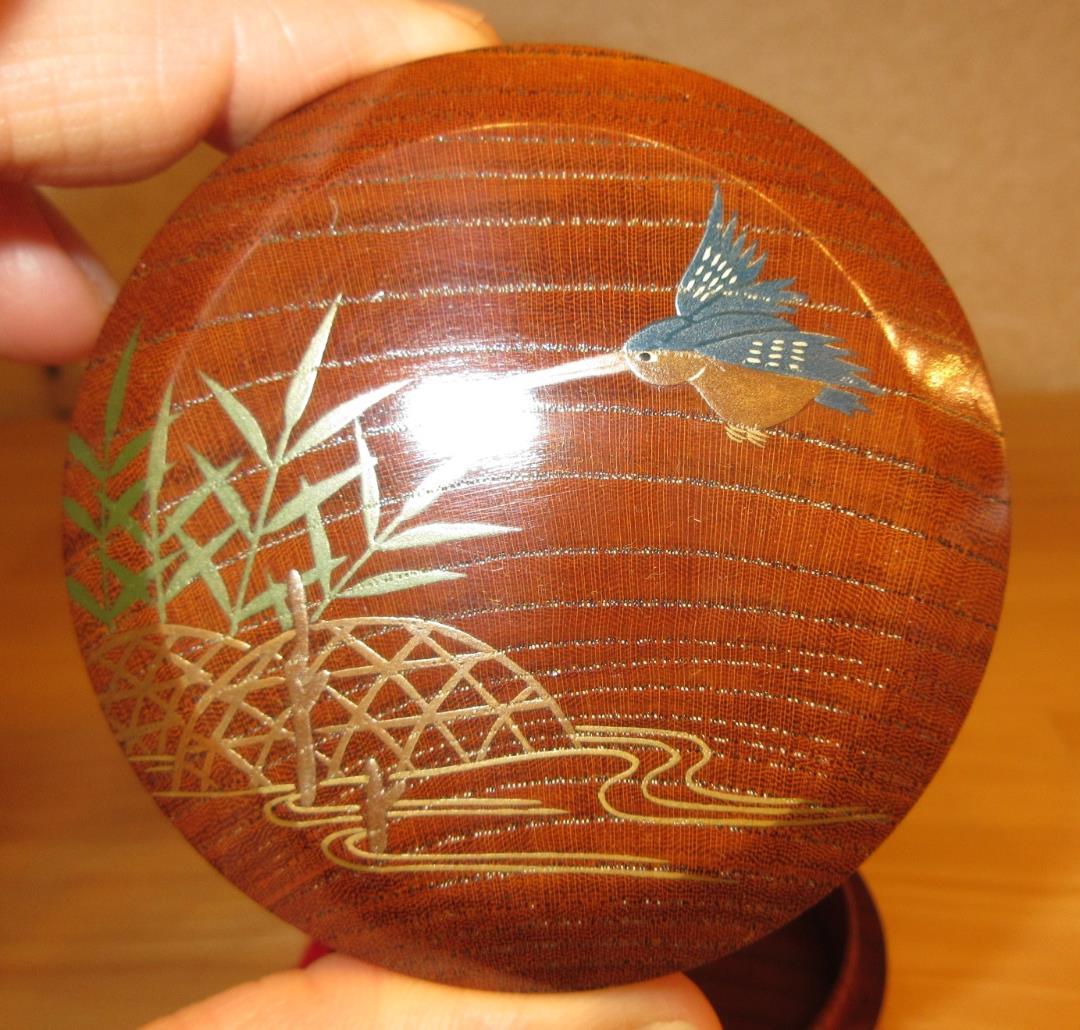 送料込【逢絢亭・新品】茶道具 香合 欅材 面取 川蝉蒔絵 福田芳郎 共箱入り