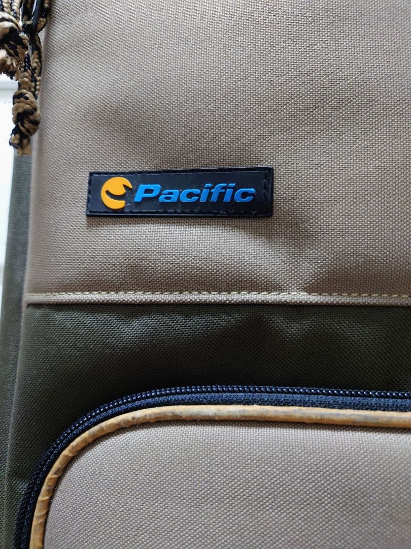 Pacific CarryMe トローリーケース　キャリーミー　carry me