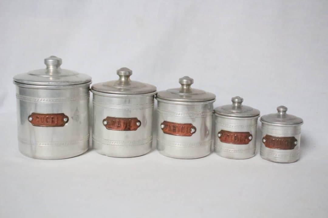 フランス アンティーク 古いアルミ製のキャニスター 入れ子タイプ 5個セット