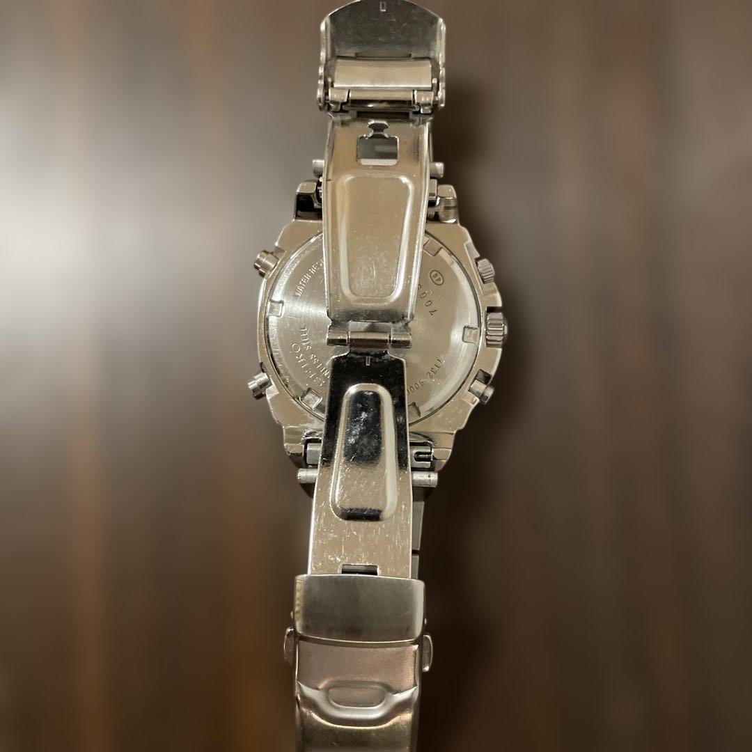 SEIKO SUS クロノグラフ、レッド