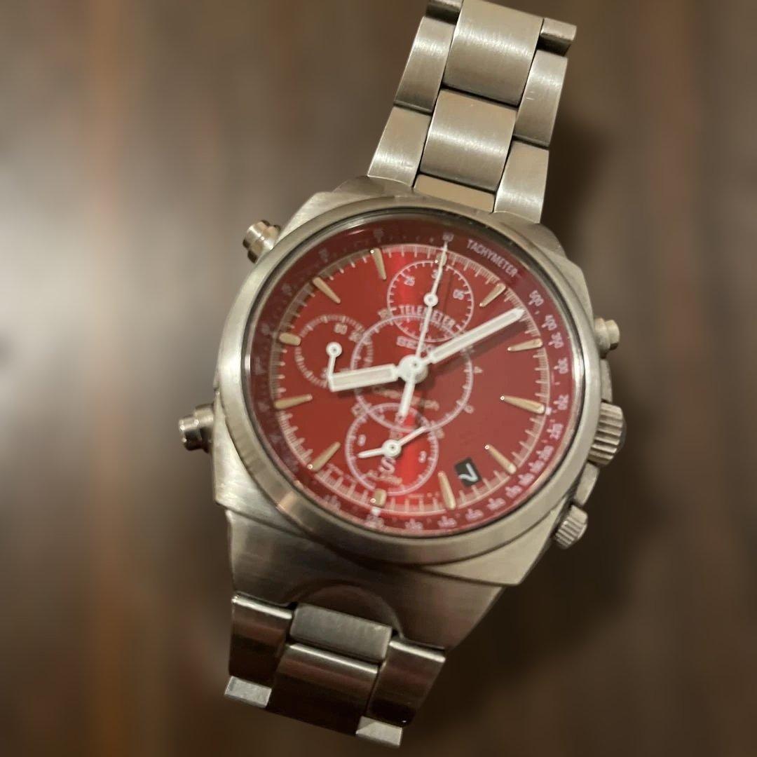 SEIKO SUS クロノグラフ、レッド