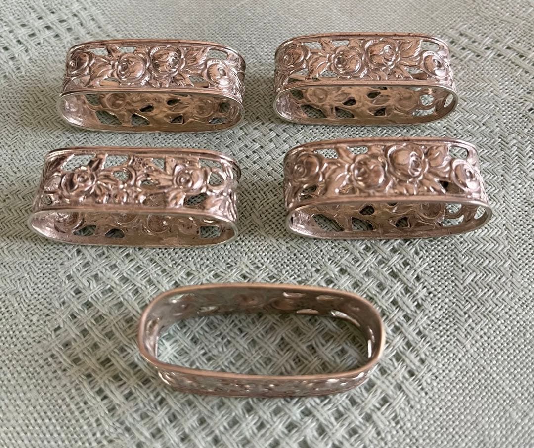 ナプキンリング★アンティークシルバー★バラ★透かし彫り★5個組