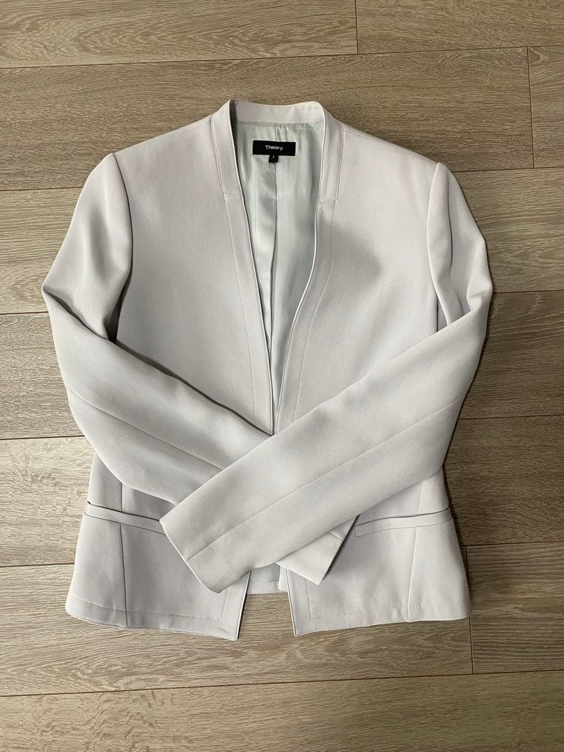 セオリースーツ　ノーカラージャケット　パンツ　セットアップ