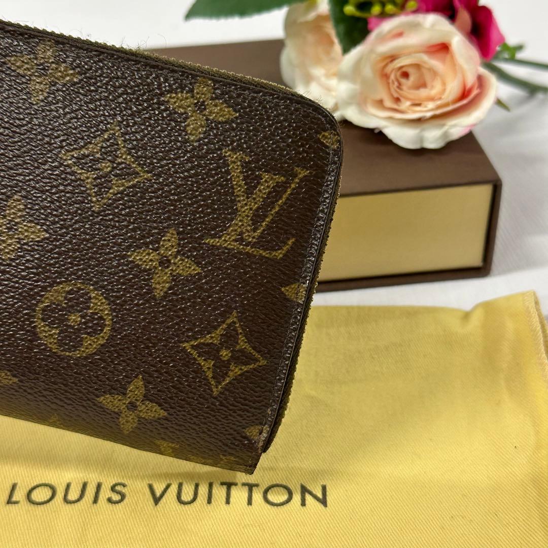 新品同様‼️ 現行　ルイヴィトン　モノグラム　財布　長財布　ジッピーウォレット