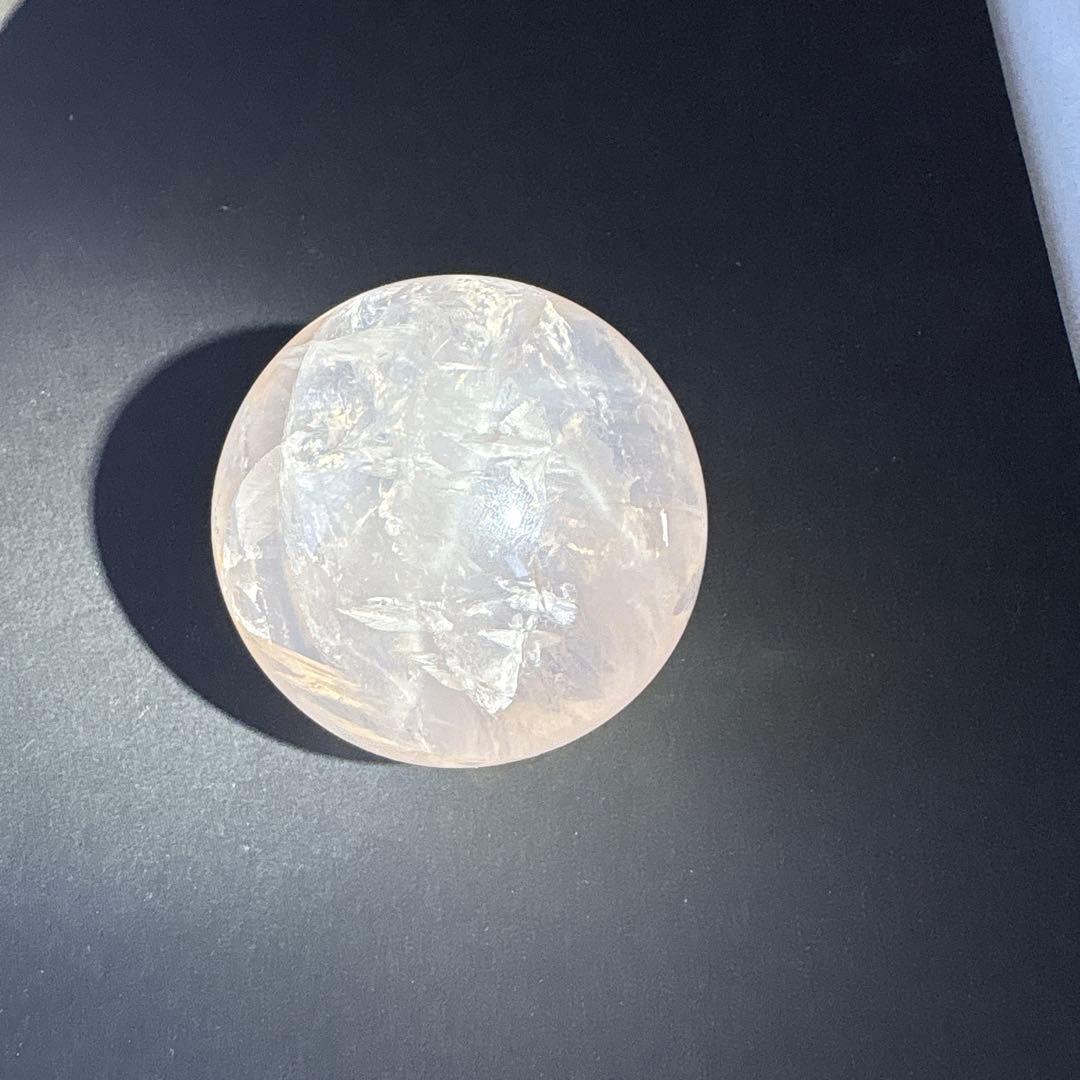 モザンビーク産　透明感！スターローズクォーツスフィア　約68.5ミリ大玉