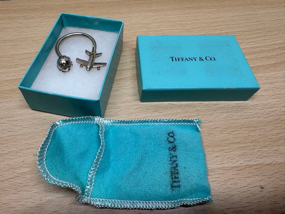 ティファニーキーホルダー　キーリング チャーム　地球　飛行機　SV925