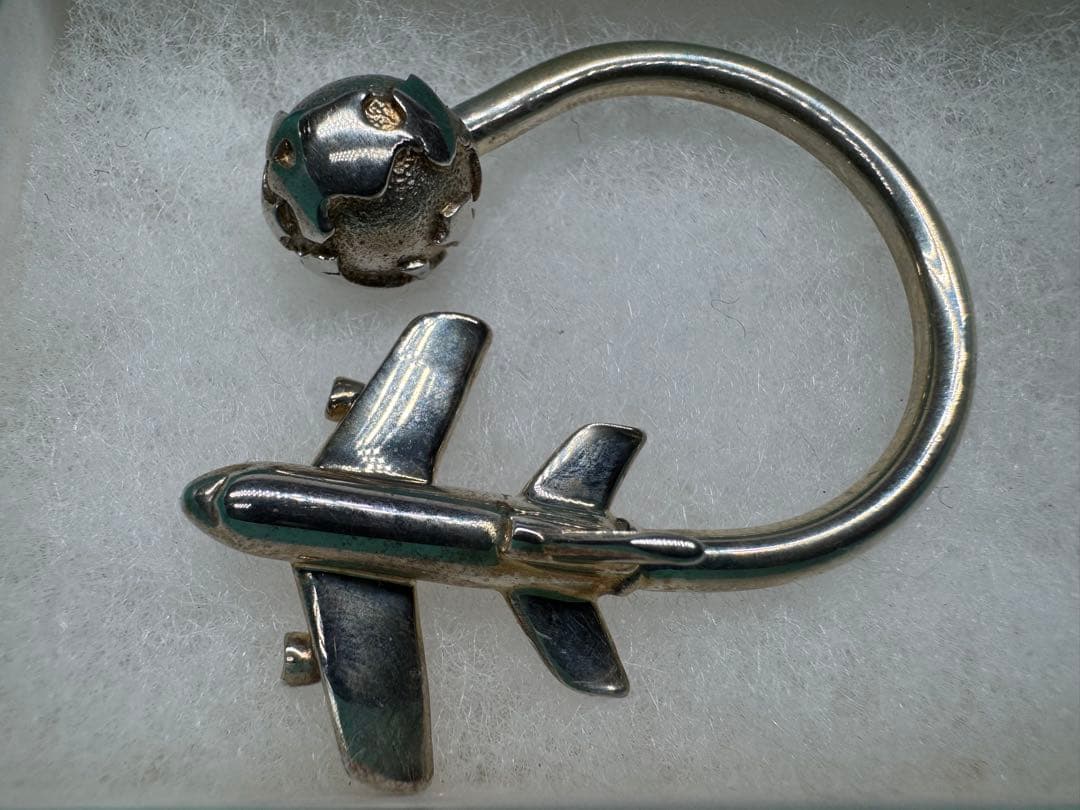 ティファニーキーホルダー　キーリング チャーム　地球　飛行機　SV925