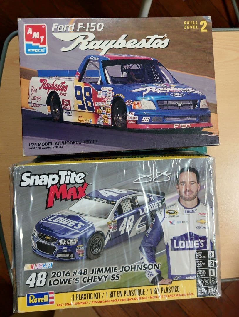 レベル 1/24 シェビーSS AMT 1/25 Ford F-150 2台