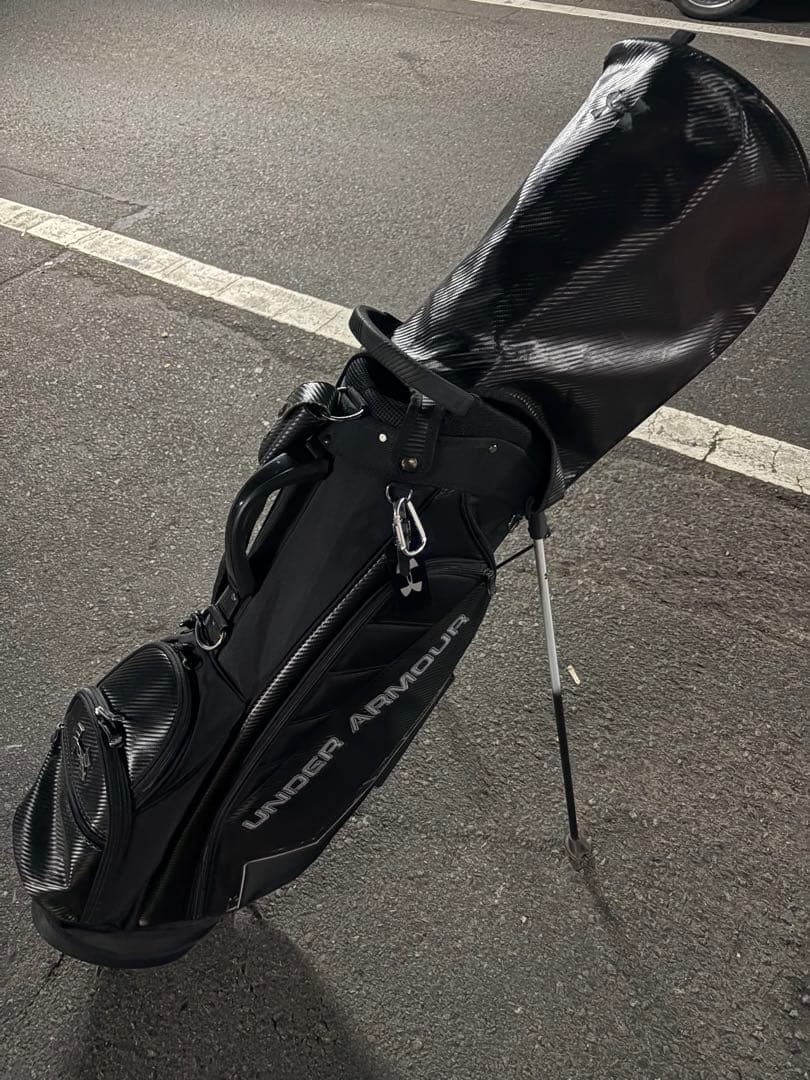 【最終値下げ】アンダーアーマーゴルフキャディバック