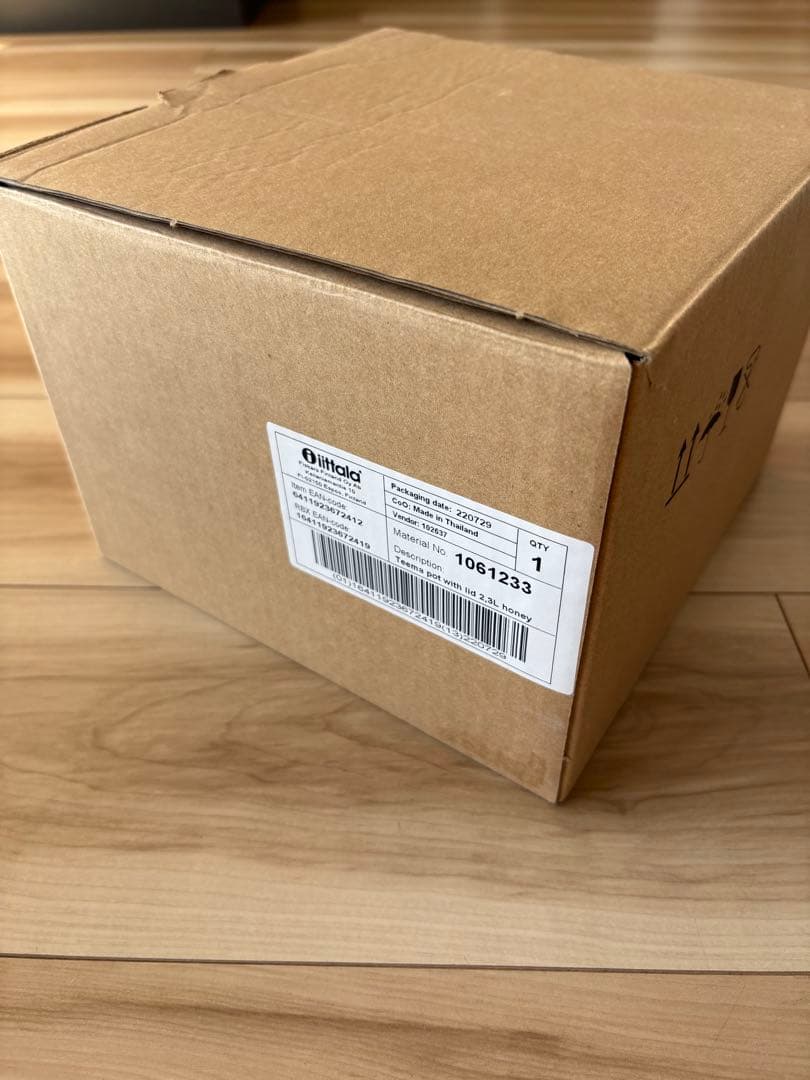 美品★イッタラ ティーマ 蓋付きポット 2.3L ハニー 現行品 北欧食器