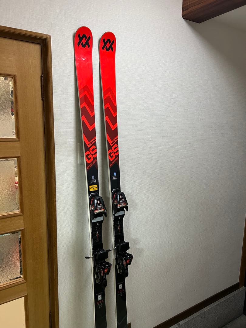 【リフト４回滑走美品】VOLKL フォルクル RACETIGER GS 193