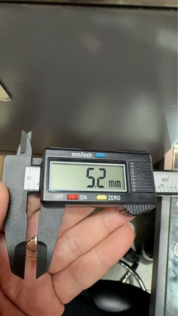 K18WG YG PG 両端ダイヤ入り 釘モチーフピアス 18金