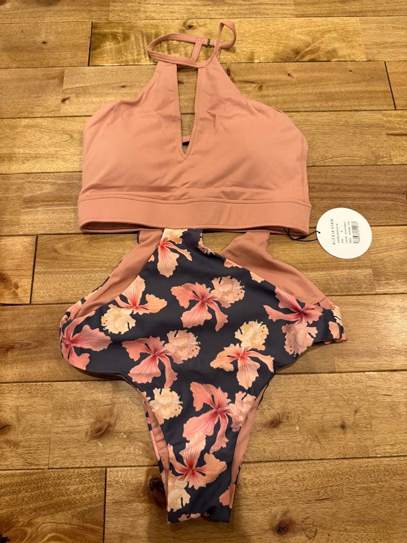 アリシアスタン 未使用 ワンピース 水着