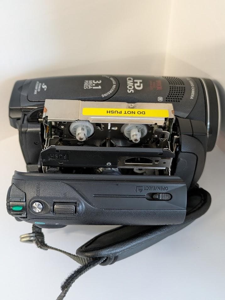 Canon iVIS HV30　キヤノンHDビデオカメラ　動作確認　付属品有