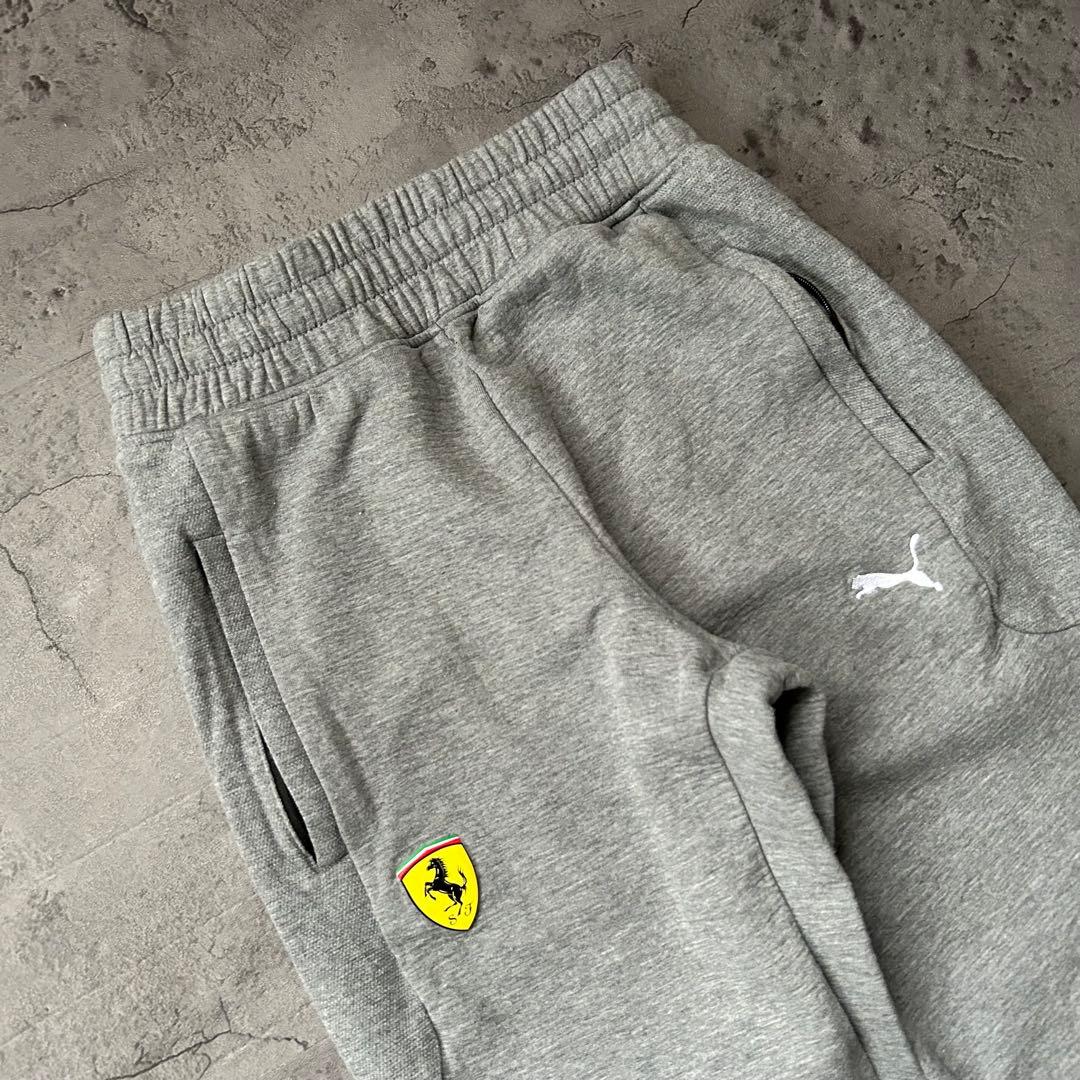 極美品 PUMA プーマ フェラーリ 刺繍ロゴ グレー ジャージ 人気