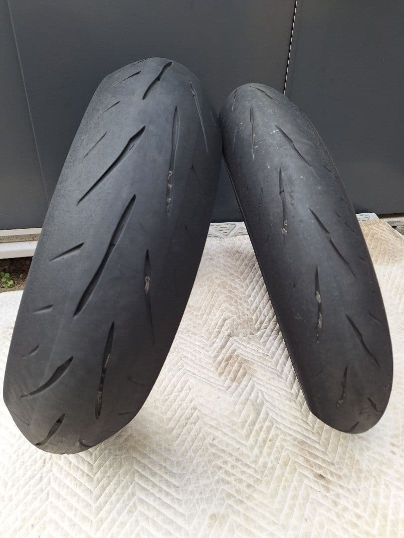 ブリジストン•バトラックスS23前後セット120/70/17☆160/60/17