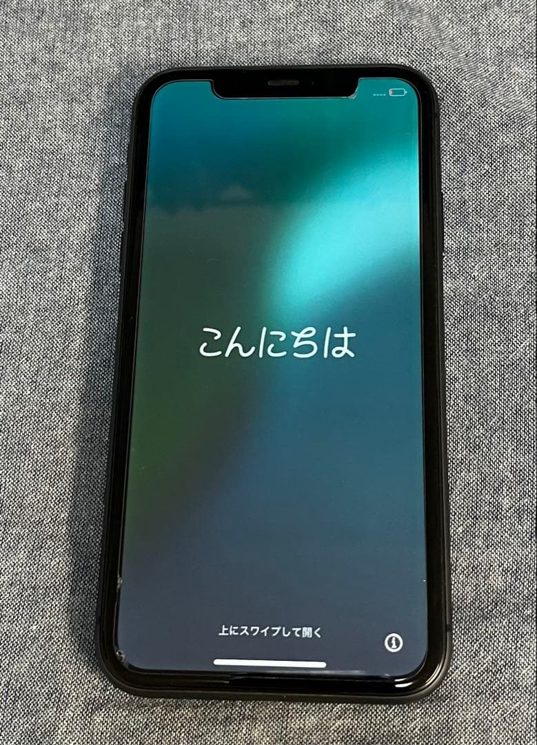 Apple iPhone 11 ブラック 本体　　72％