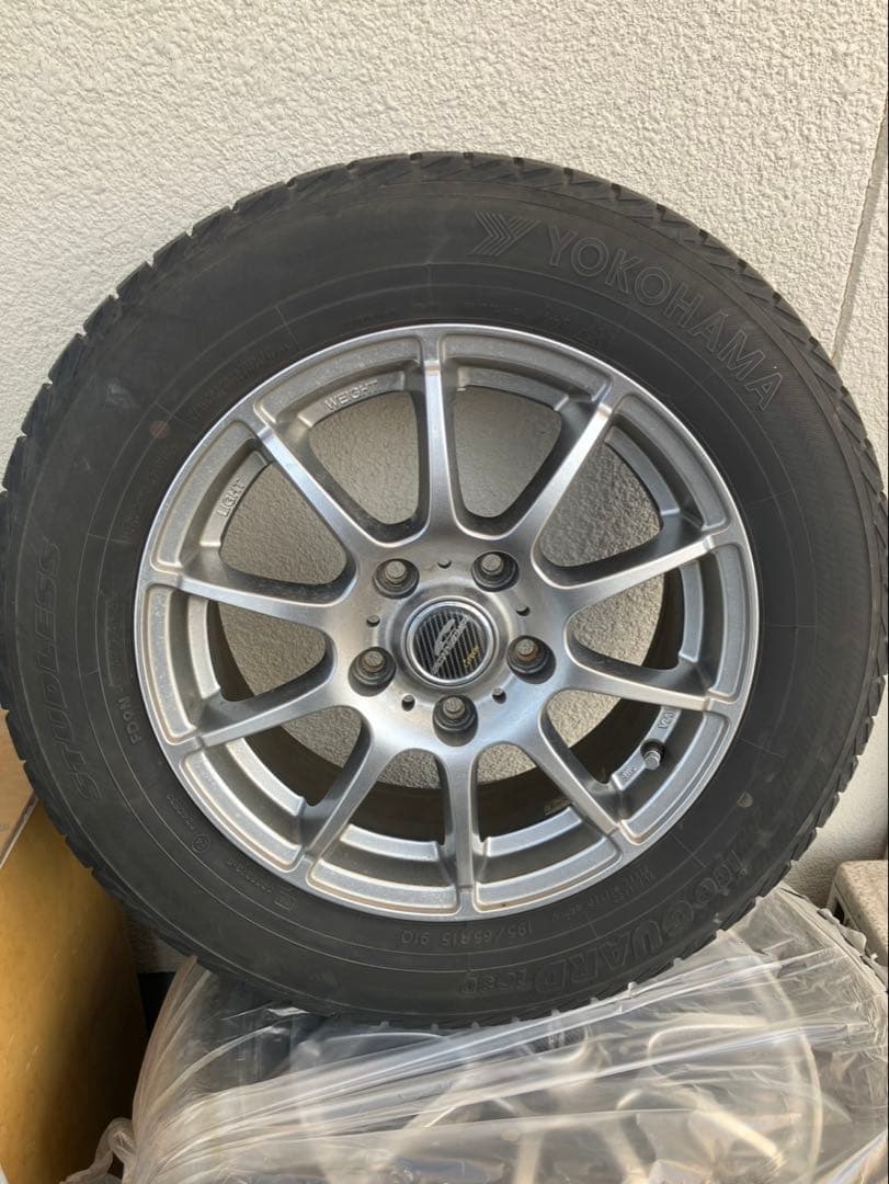 Yokohama スタッドレスタイヤ 15インチ 195/65R15