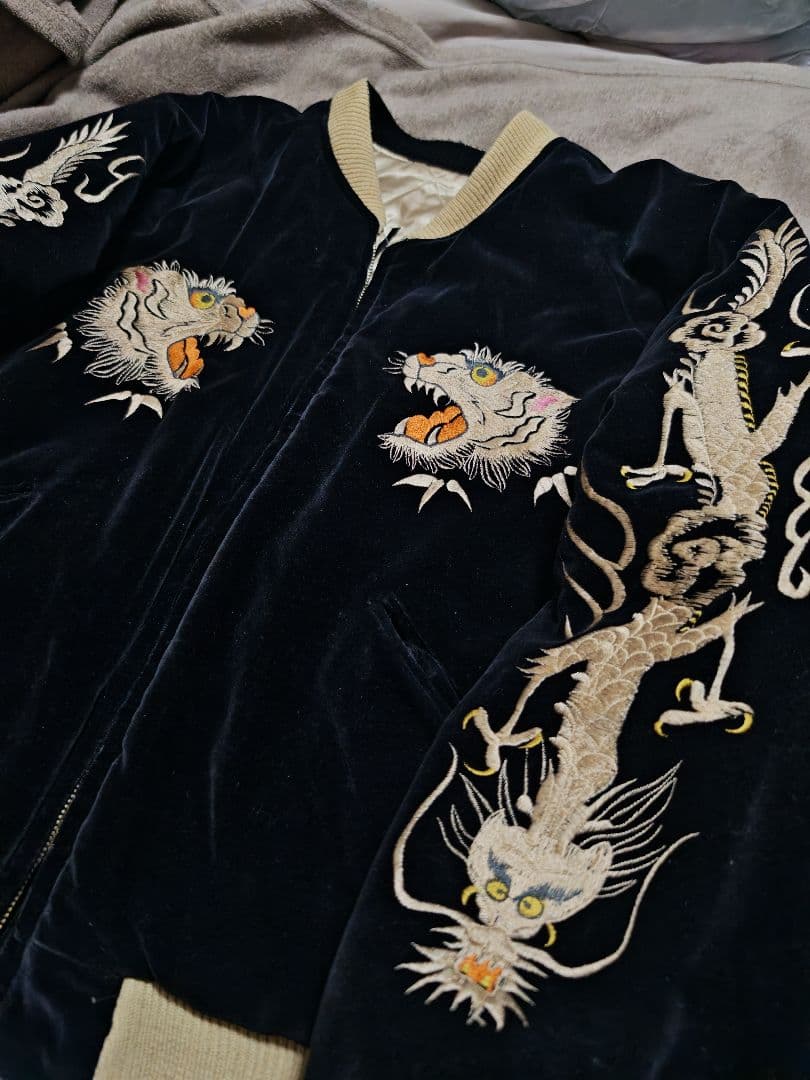 TAILOR トウヨウ 日本限定 スカジャン 虎龍ワシ地図 別珍 サテン