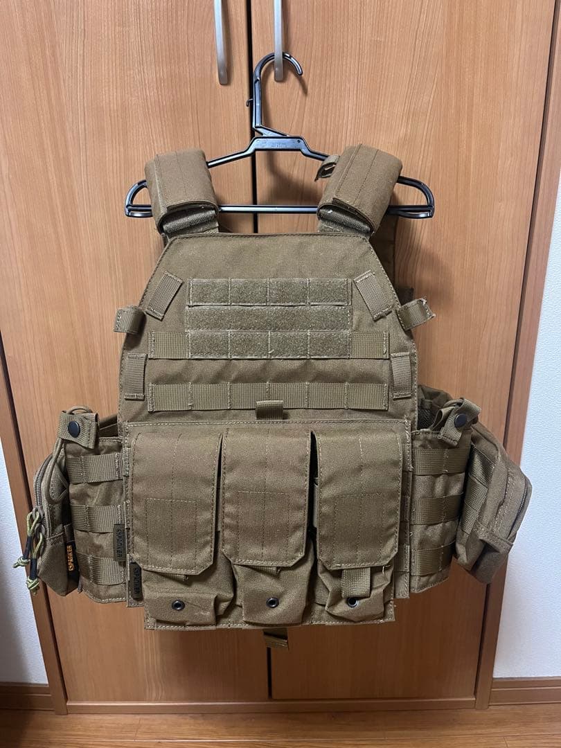 プレートキャリア　サバゲー