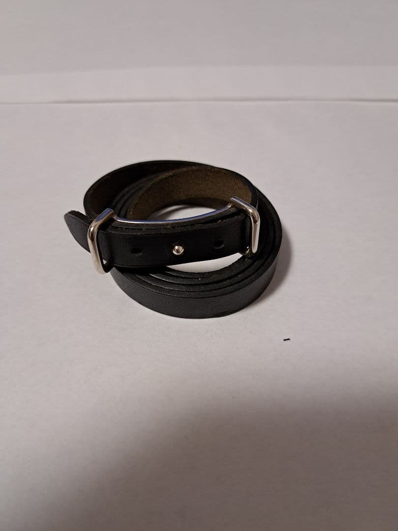 HERMES ブラックレザーブレスレット