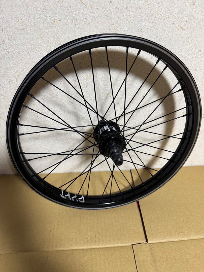 BMXリアホイールCult Crew Freecoaster v2 LHD