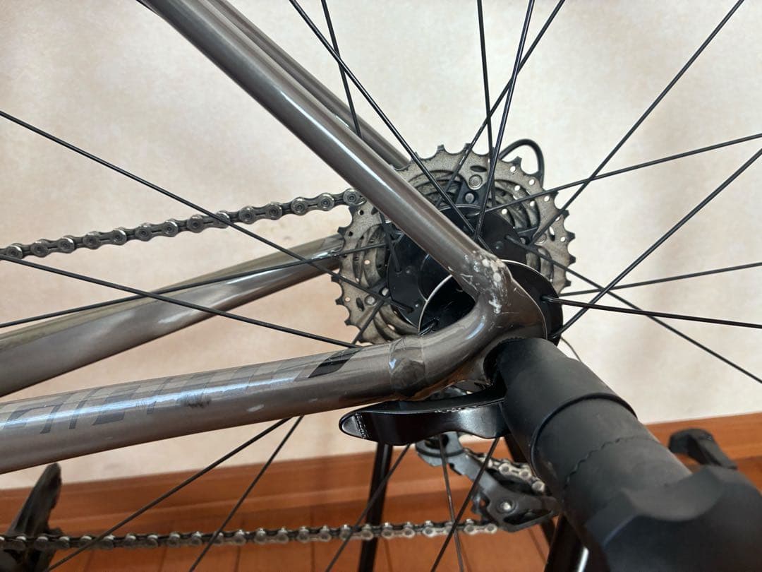 【美品 送料込】GIANT ロードバイク TCR SL1 ULTEGRA グレー