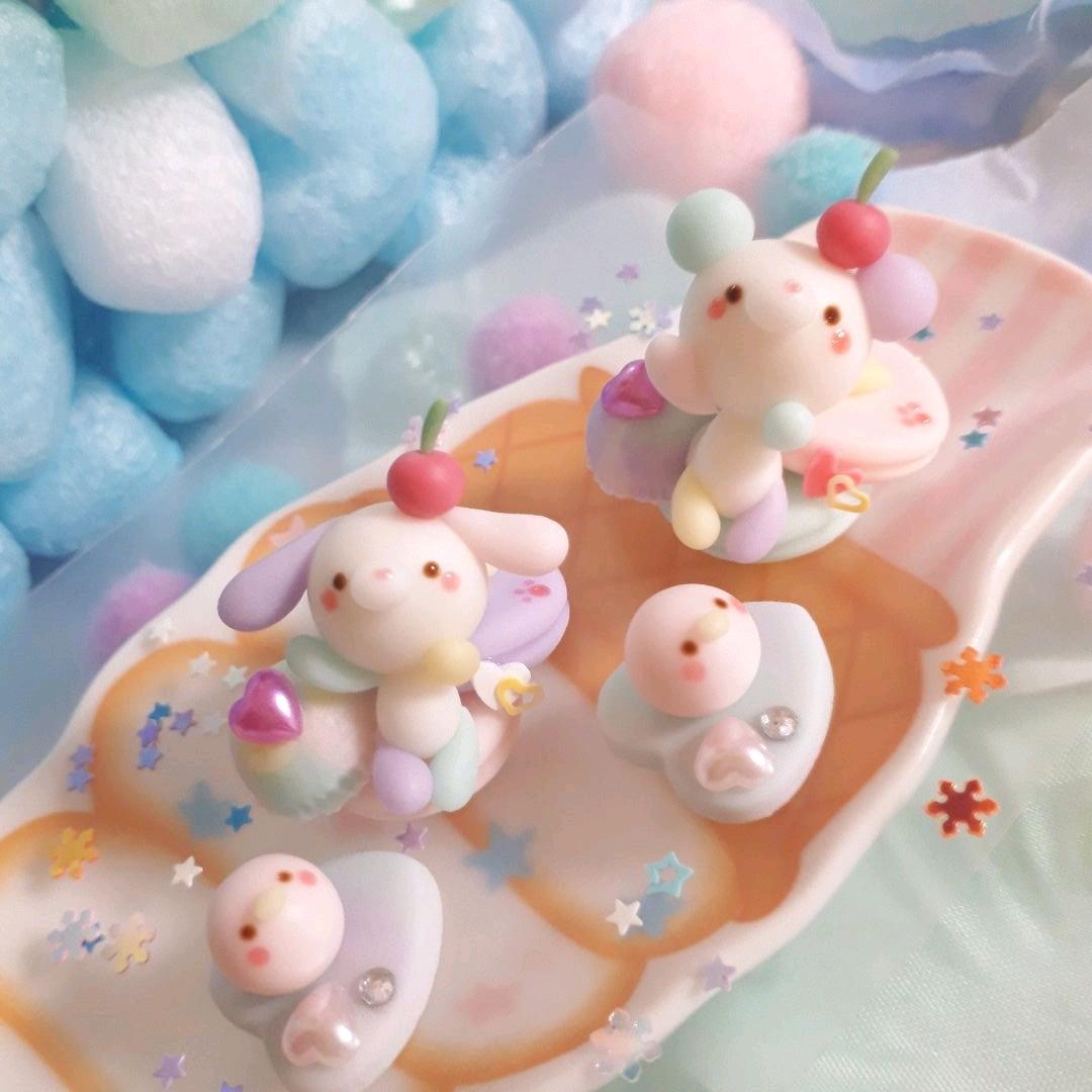 ゆめかわパンケーキにお座り♡