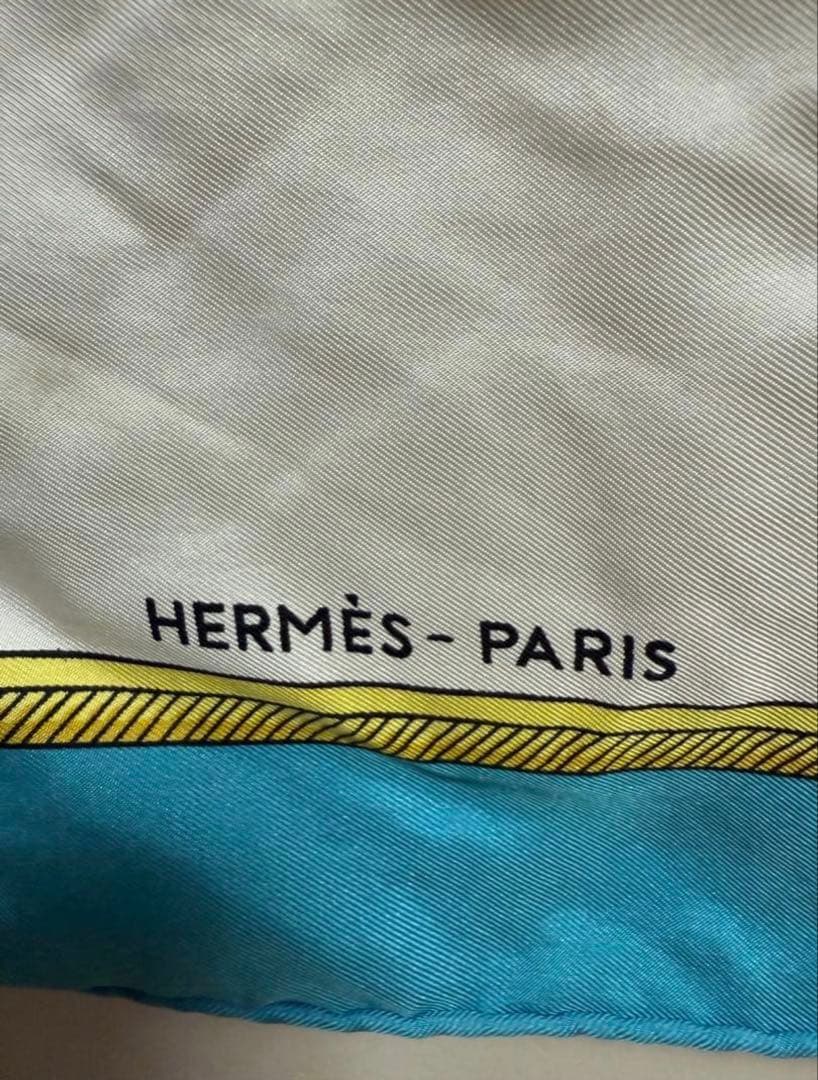 HERMES エルメスのカレ90 LA PERRIERE シルク