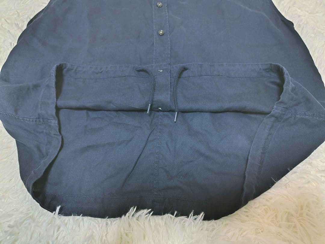 Spick and Span リネンブレンドフレンチヘムギャザーシャツ ネイビー