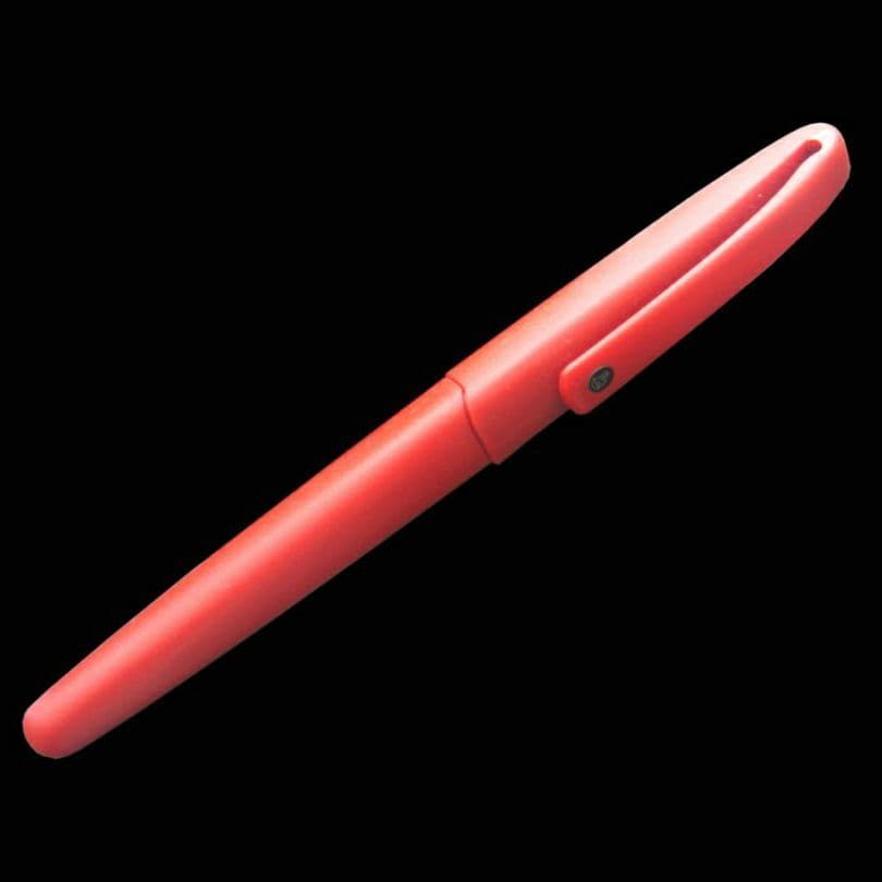 激レア！ルイジコラーニCOLANI Pelikan P80万年筆のプロトタイプ赤