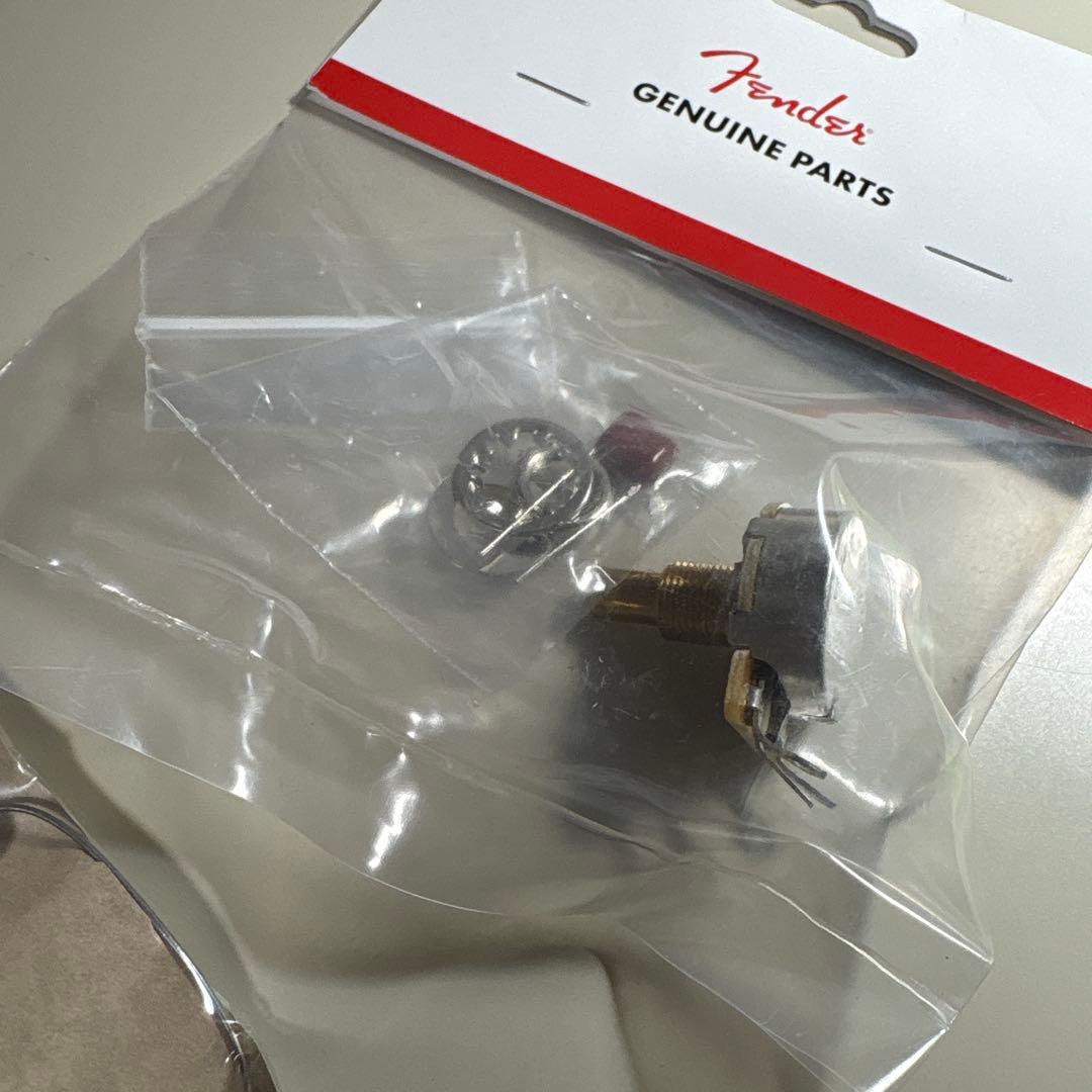 ＤiMarzio ディマジオ ベース用ピックアップ DP122 クリーム　プレベ