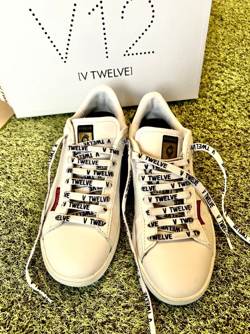 ブリヂストン【V TWELVE (V12)】限定発売コラボゴルフシューズ