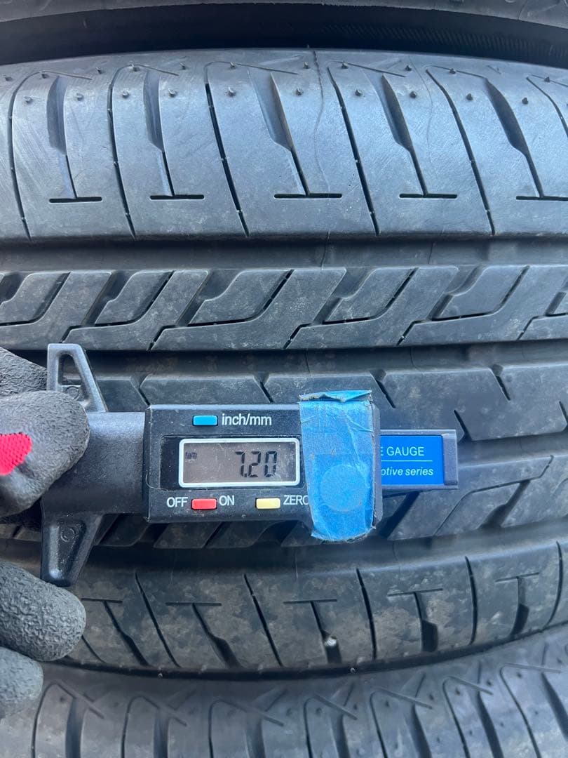 ブリヂストン　セイバーリング　sl201 205/55r16 25年製　バリ山