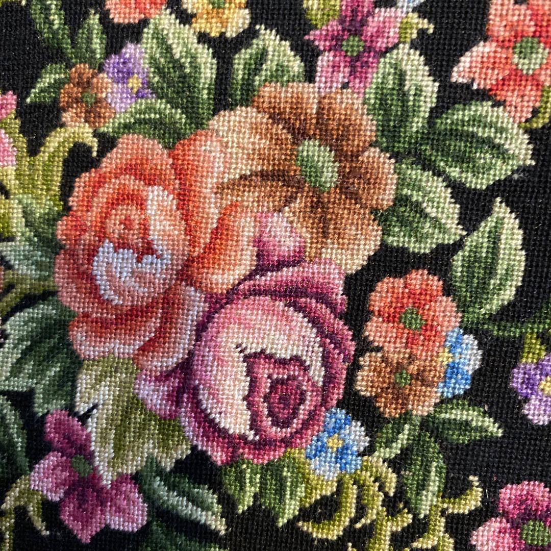 ❣️お値下げ❣️プチポアン　ニードルポイント花柄刺繍 ハンドバッグ