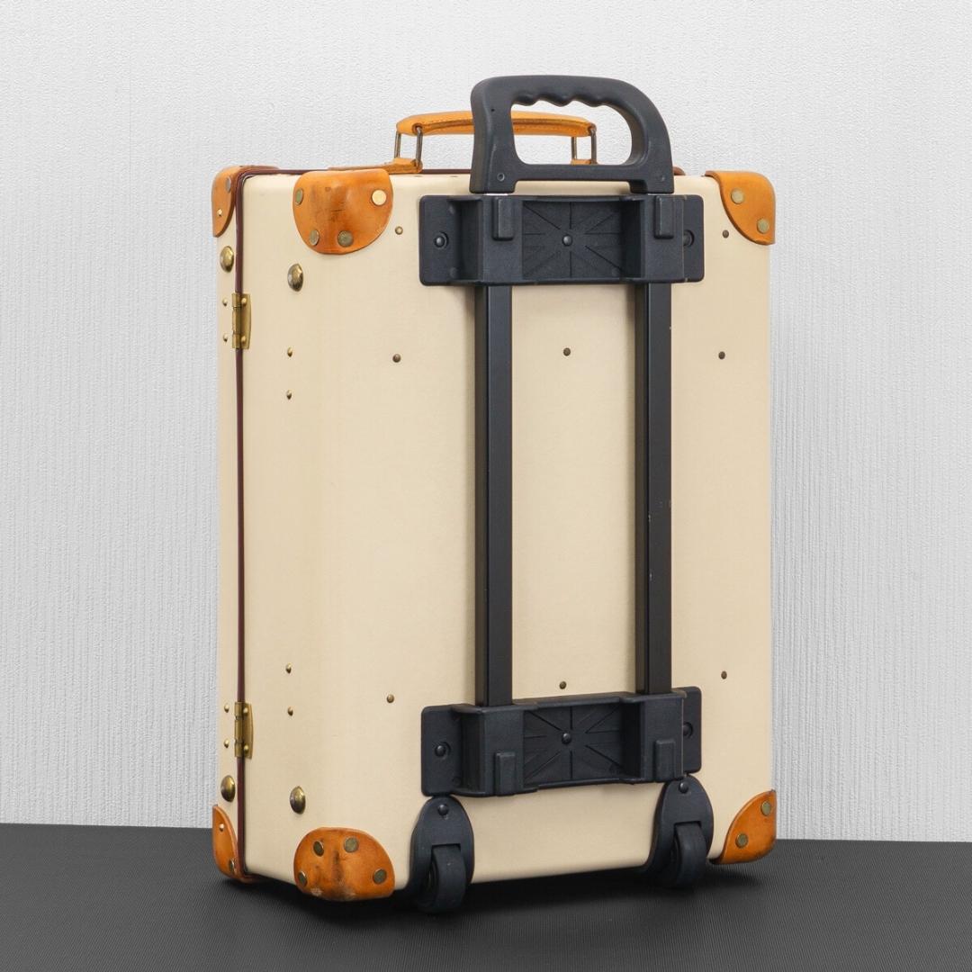 グローブトロッター サファリ 18インチ スモールキャリーオン アイボリー