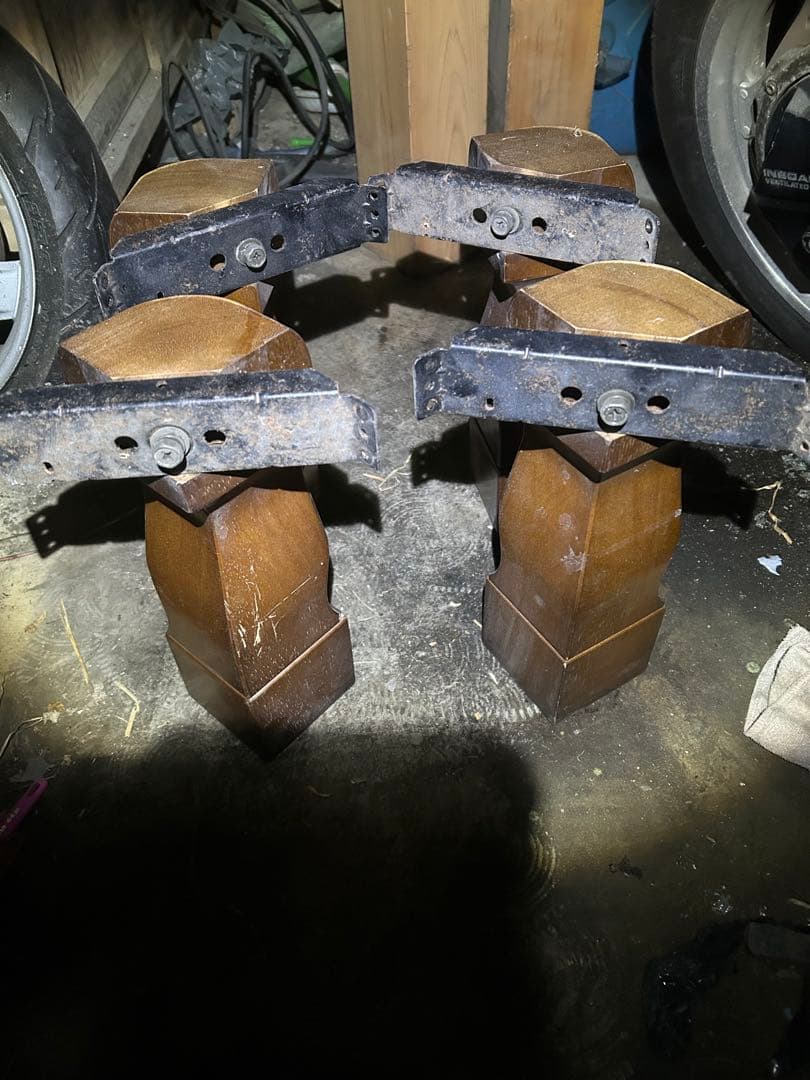 ダイニングテーブル脚 4つセット木製 装飾的デザイン DIYレトロ商品インテリア