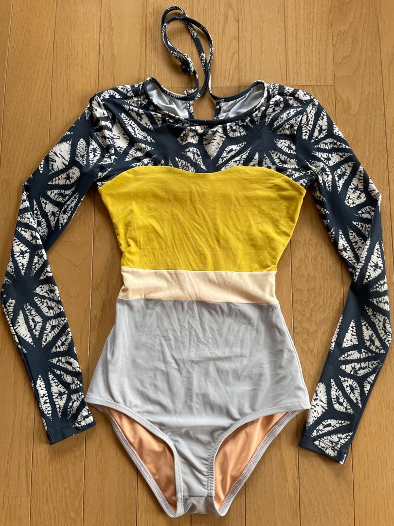 Seea hermosa ワンピース　タイダイ柄　サーフスーツ　XS