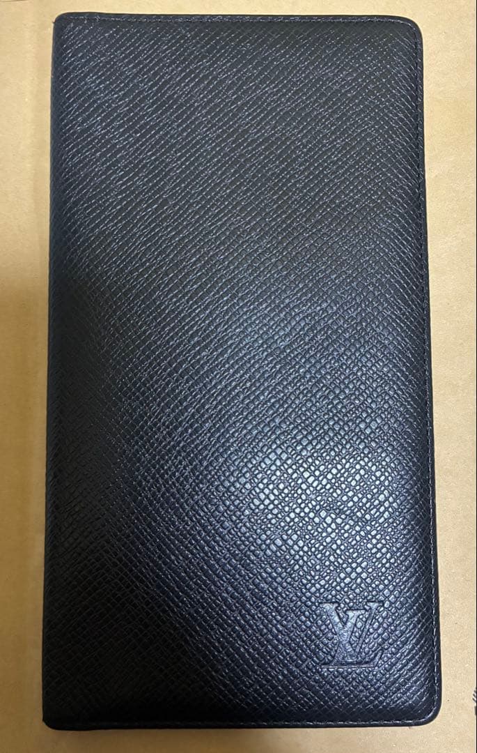 LOUIS VUITTON ルイヴィトン タイガ カルトクレディ 長財布