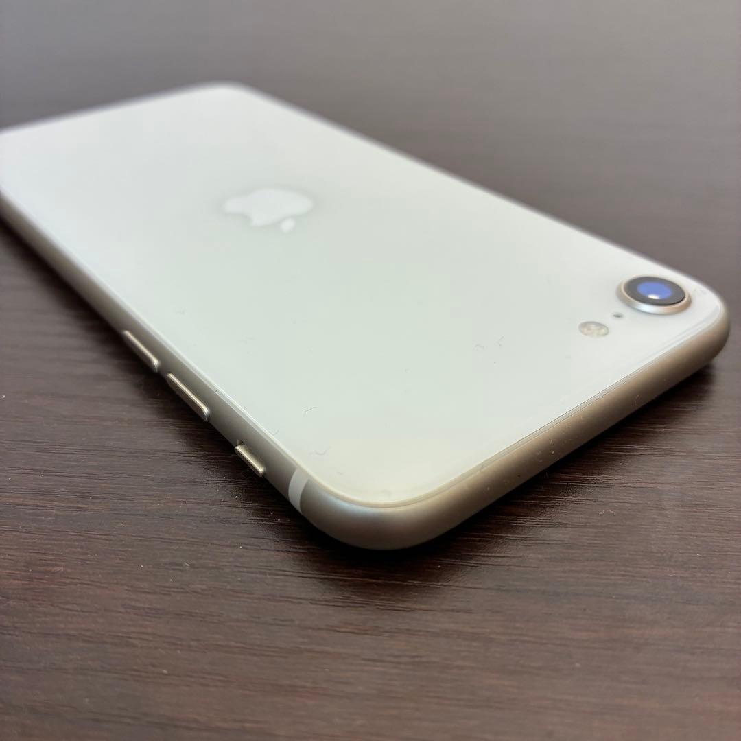 iPhone SE 第3世代 (SE3) 64GB ホワイト