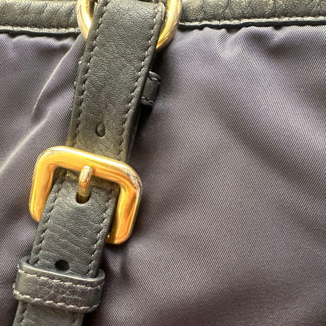 PRADA 紺　ナイロン トートバッグ