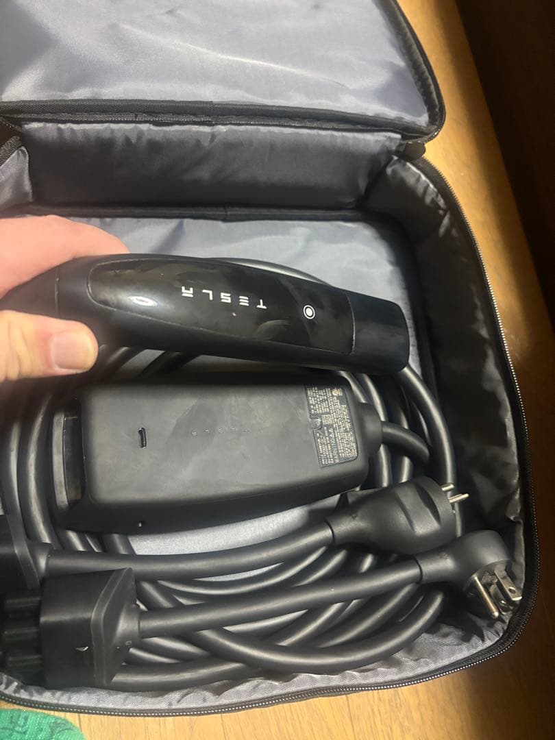 新品未使用 TESLA GENII モバイルコネクター　オニキスブラック
