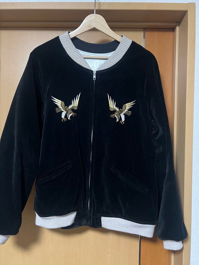 ラディアル　スカジャン 黒 白 鷲の刺繍