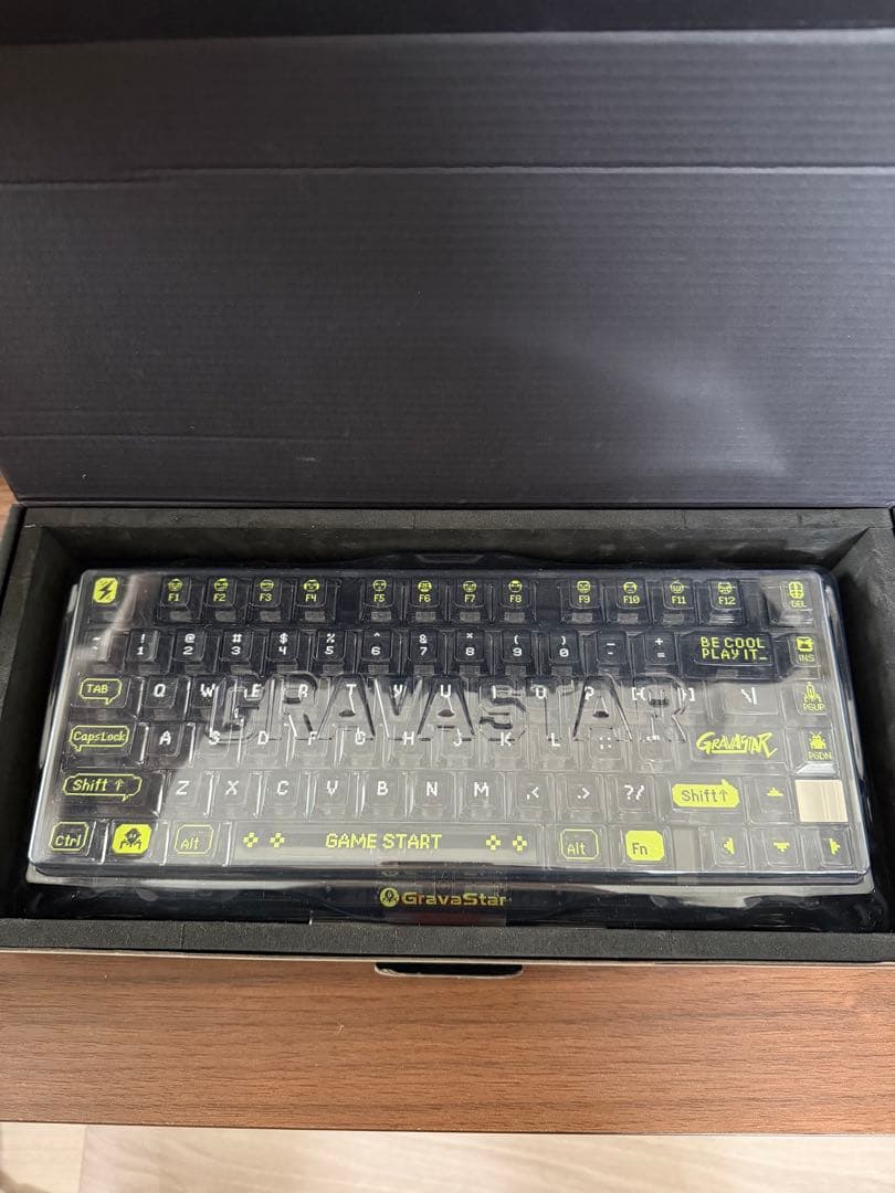 マ*ス様 GravaStar キーボード 超美品