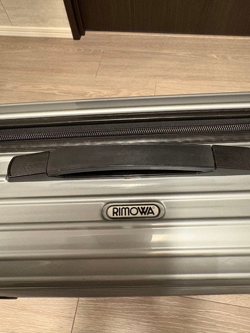 RIMOWAリモワサルサ キャリーケース 機内持ち込み 2輪 シルバー