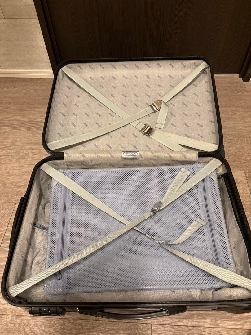 RIMOWAリモワサルサ キャリーケース 機内持ち込み 2輪 シルバー