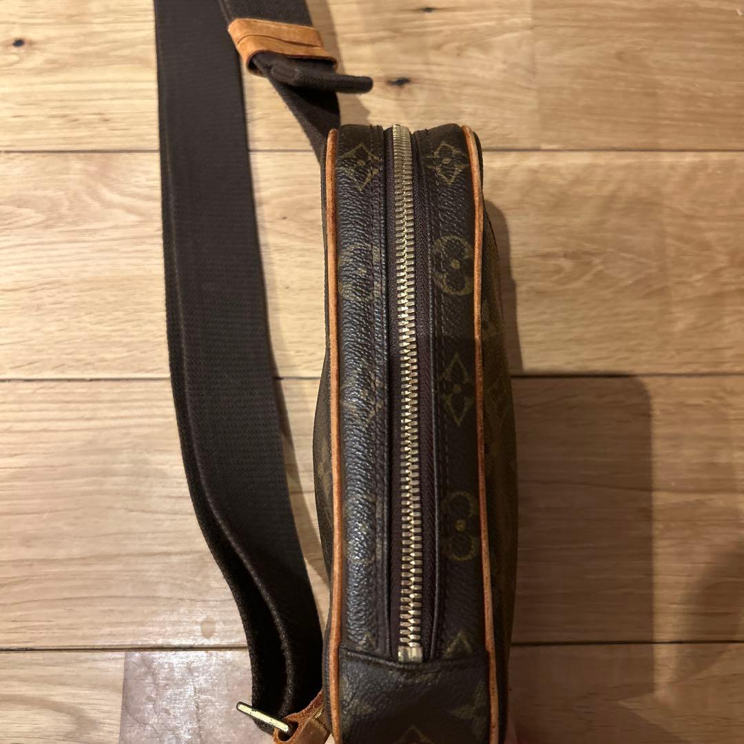 Louis Vuitton ボディバッグ ポシェットガンジュ