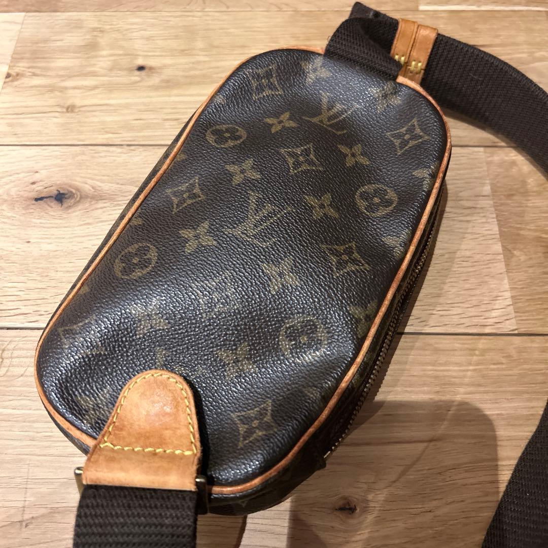 Louis Vuitton ボディバッグ ポシェットガンジュ